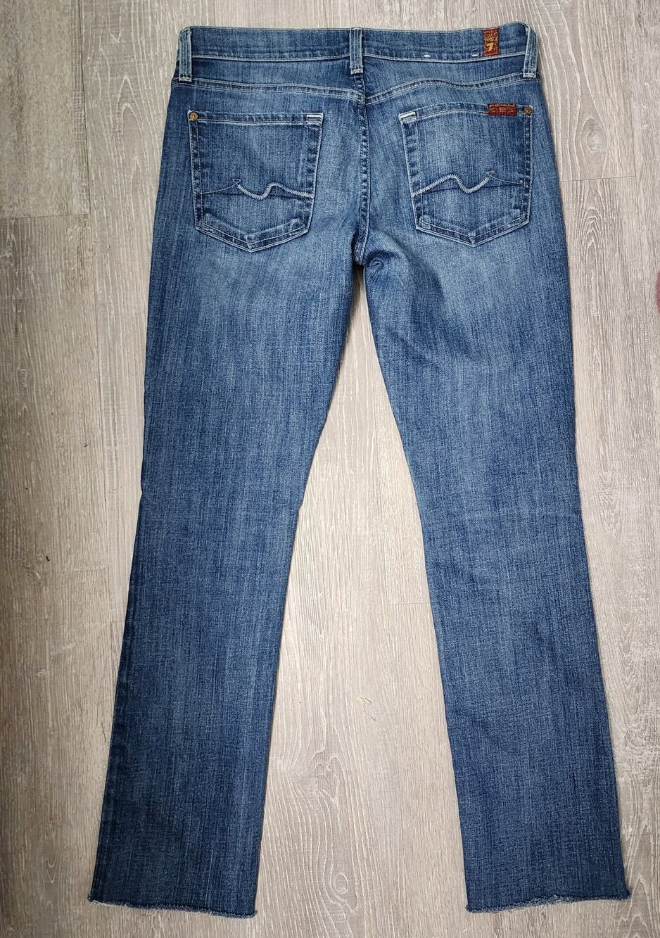 7 For All Mankind Straight Leg Size 27